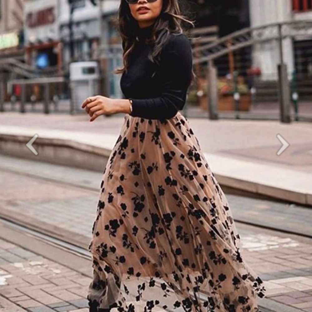 CHICWISH Elegant Black Floral Nude Tulle Skirt